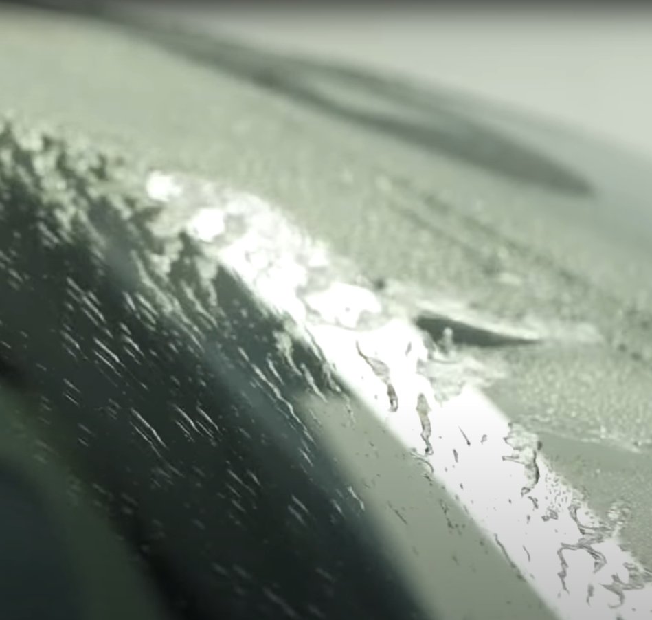 Szélvédő impregnálása egerben a Polír és Wax Műhely Autókozmetikában