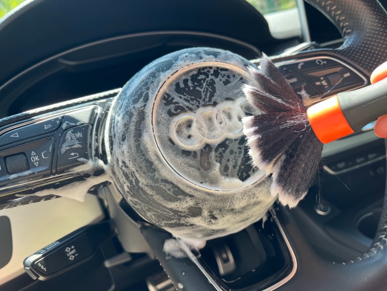 Belső takarítás, kárpittisztítás egerben